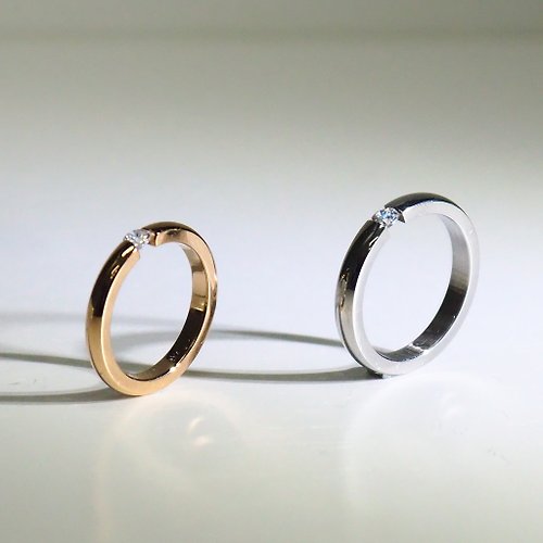The Layers 客製化 | 中英文刻字情侶對戒 | 18K玫瑰金光面水晶鋯石戒指訂製