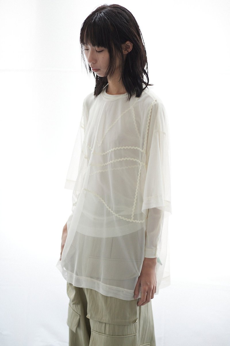 Concept sheer short-sleeved top - เสื้อผู้หญิง - เส้นใยสังเคราะห์ 
