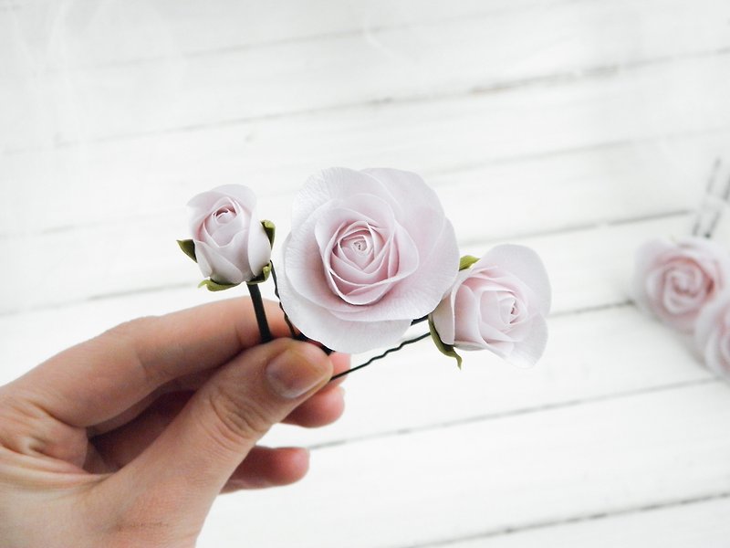 ほこりっぽいピンクのバラのヘアピン花のブライダルヘアピース結婚式の花のヘアクリップ - ヘアアクセサリー - その他の素材 ピンク