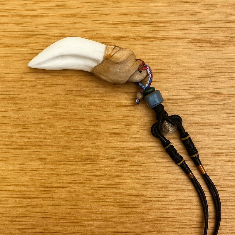 勇者之牙 | 原住民山豬牙手工頸鍊(大) - 項鍊 - 其他材質 