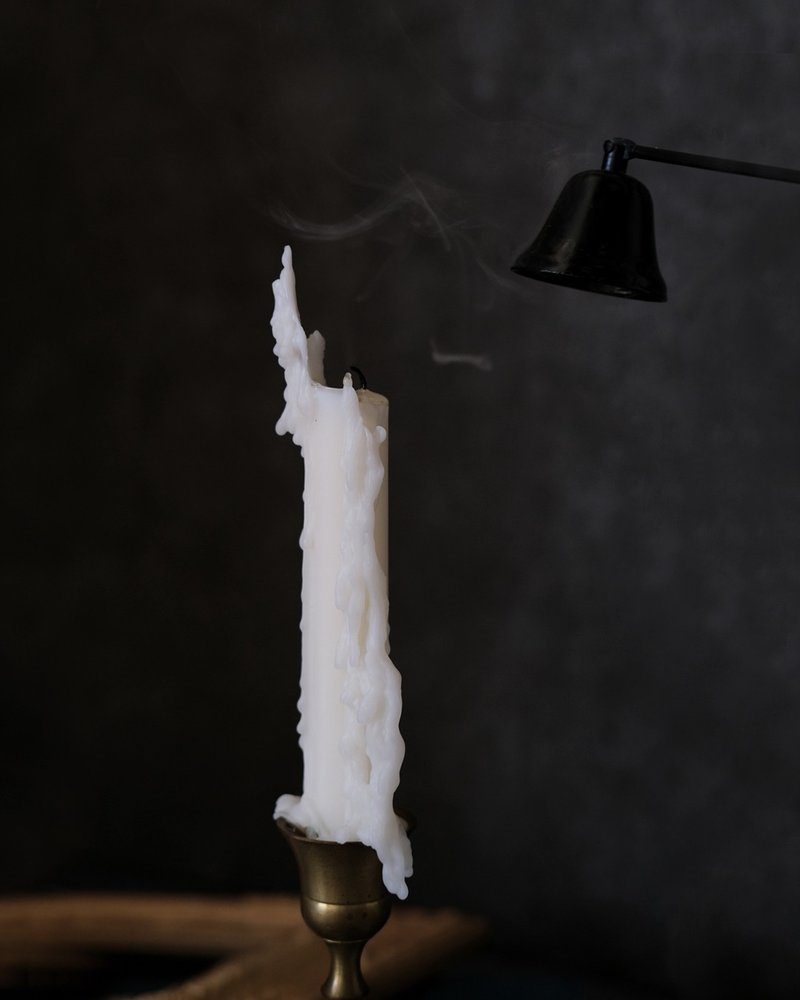 Pure White Simple Prayer Party Decoration Long White Column Single Gift Box Candle - เทียน/เชิงเทียน - ขี้ผึ้ง ขาว