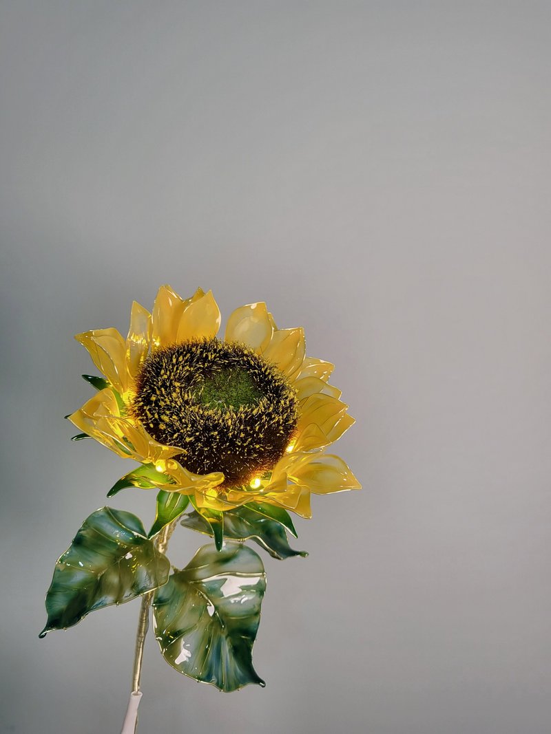 Resin Dip Art Flower Light - Sunflower - โคมไฟ - เรซิน สีเหลือง