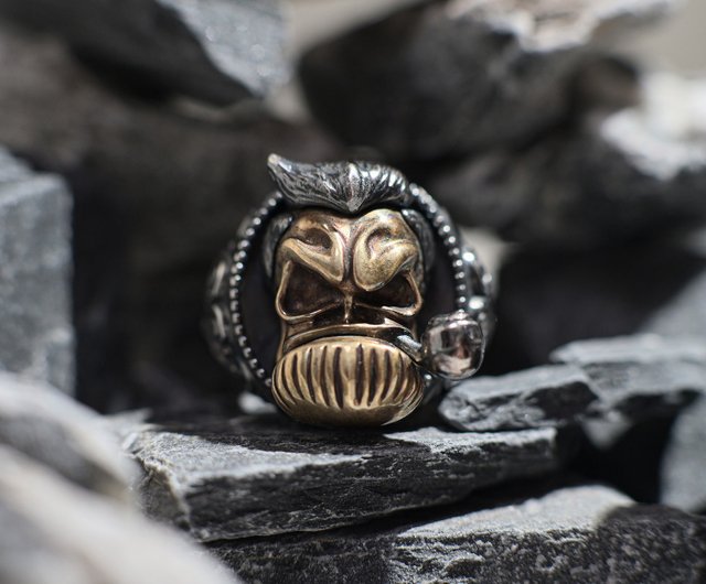 Vintage hot sale skull ring