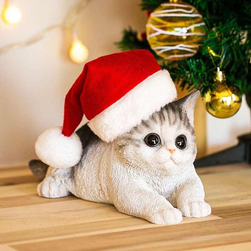 [Devalier] Christmas Gift Cat Figurine Sabatra with Santa Hat Christmas Gift Gift Object Cute Birthday Gift xca116 Genuine Product - ของวางตกแต่ง - เรซิน สีเทา