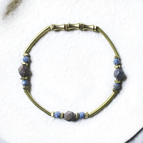 VIIART ❘ 復古黃銅飾物 VIIART。河東。藍珊瑚古銅輝石黃銅手環手鍊
