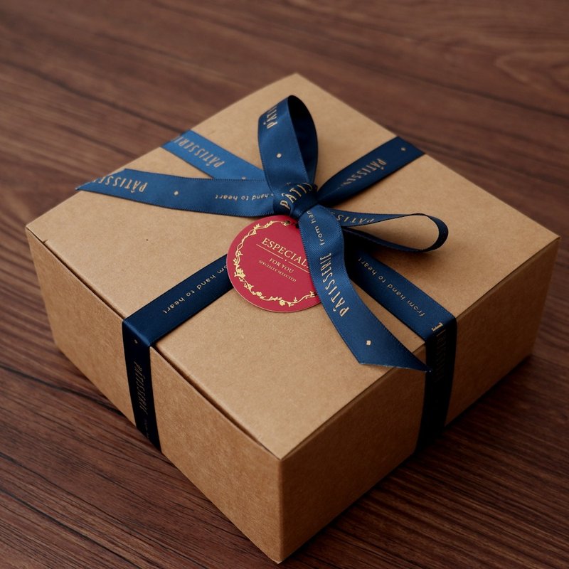 No.29 Blue - Ambient Temperature Dessert Gift Box - With Tag - Handmade Cookies - Fresh Ingredients Blue