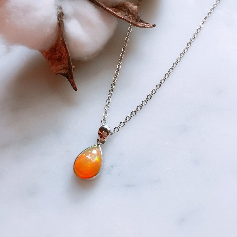 *ONLY ONE*Cloud:: Orange Halo Opal Colorful Sterling Silver Necklace - สร้อยคอ - เครื่องเพชรพลอย สีส้ม