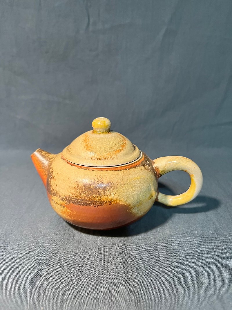 Fengchun kiln-wood-fired pot ink dyeing - Teapots & Teacups - Pottery Gold