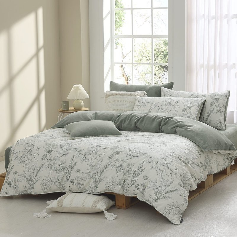 HOYACASA  雪棉絨兩用被床包組 - 綠意花萱 (雙/加) - 寢具/床包 - 棉．麻 綠色