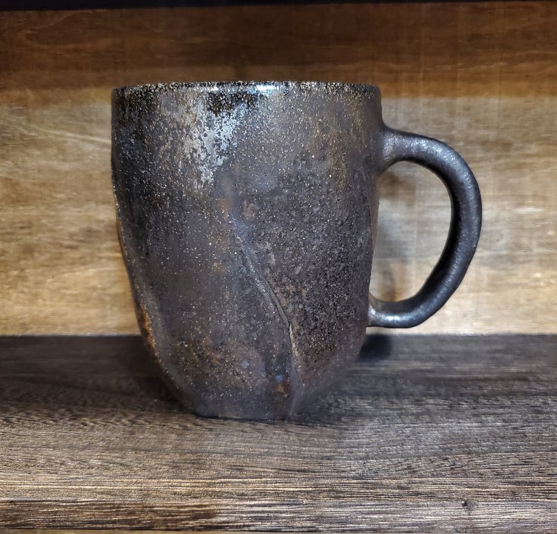 Wood-fired ceramic mug/coffee cup - แก้วมัค/แก้วกาแฟ - ดินเผา สีดำ