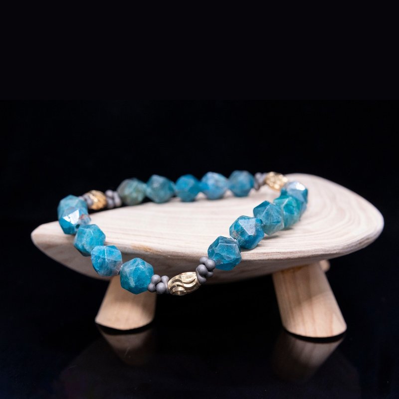 【Ocean Imprint】Comfort negative thoughts | Blue Apatite Bracelet - สร้อยข้อมือ - คริสตัล 