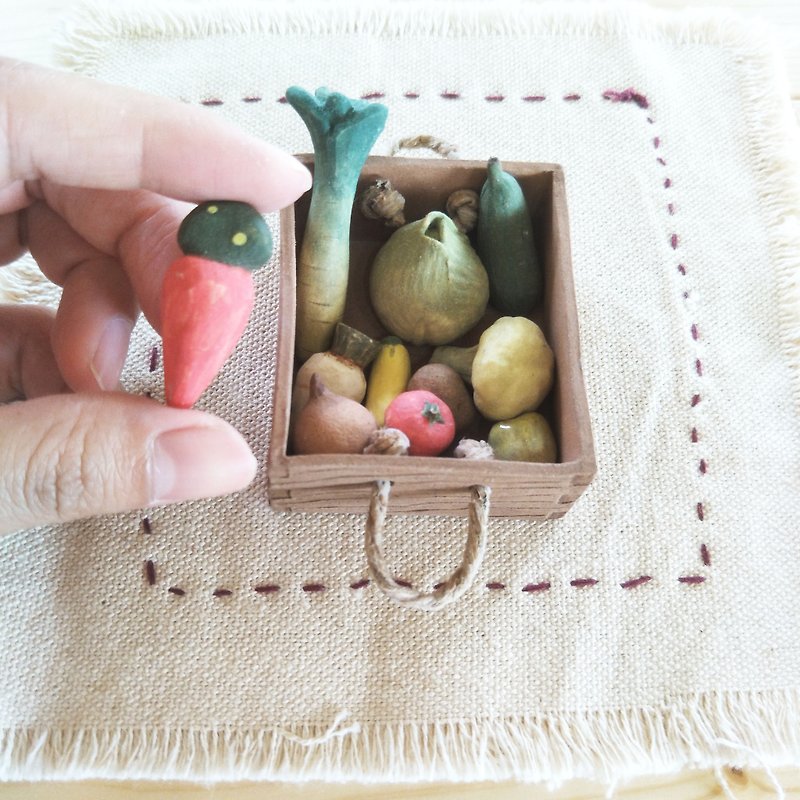 Mini Vegetable Stall Series-Vitality Fruit and Vegetable Basket (Large) - ของวางตกแต่ง - ดินเผา 