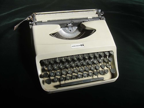 老時光OLD-TIME Vintage & Classic & Deco 【老時光 OLD-TIME】早期義大利製金屬打字機F-5