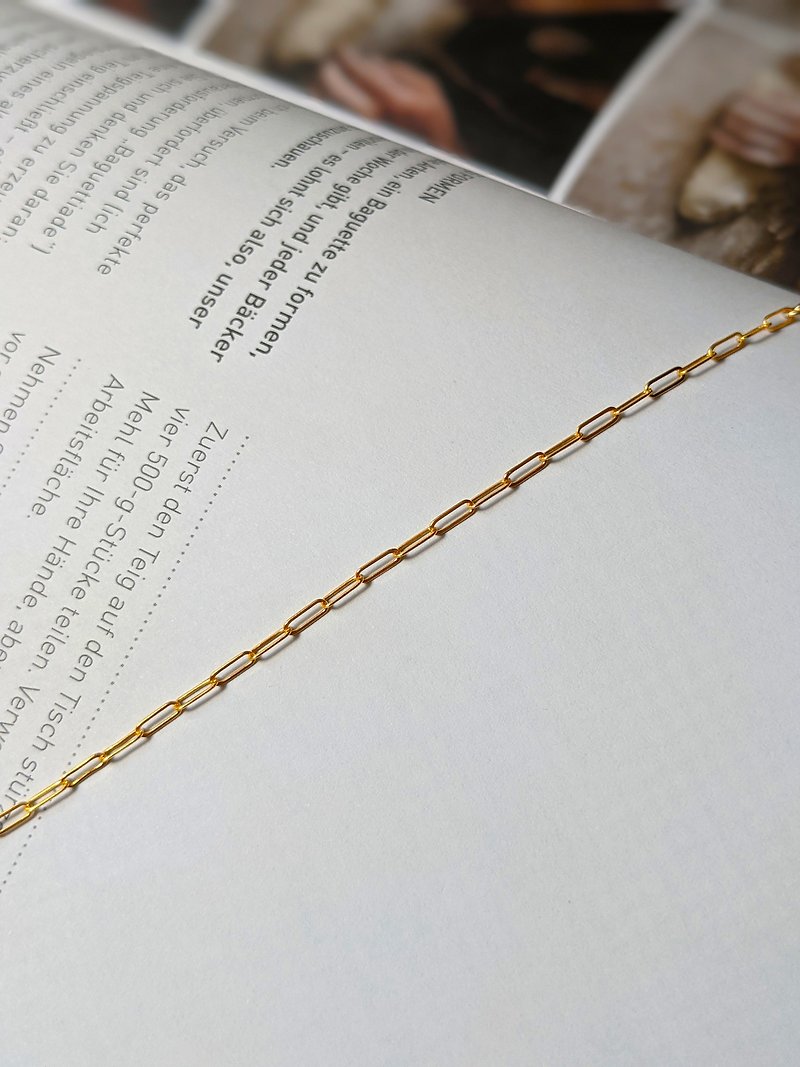 European Minimalistic Style 14k gold filled box Chain Bracelet - สร้อยข้อมือ - โลหะ สีทอง