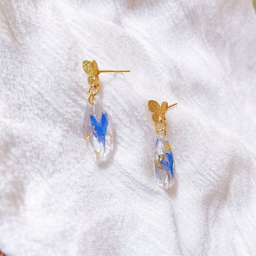 Periwinkle Accessories 耳環 日本花材 矢車草 手作 耳夾 飾物 禮物 連身裙 耳針 秋 藍
