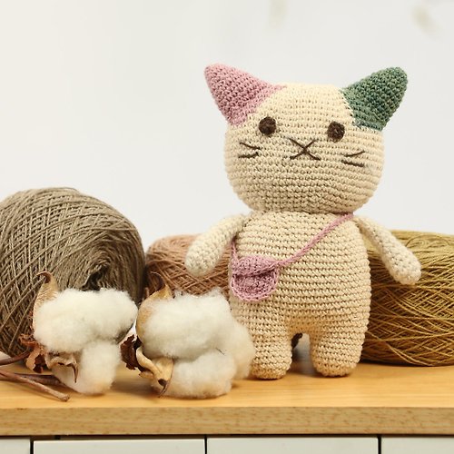 ChiangmaiCotton Natural Dyed Cotton Crochet Doll, Kitty Cat, White, Natural