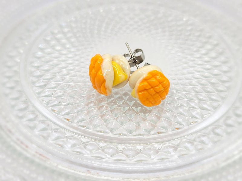 Lampwork Handmade Glass Pineapple Bun Earrings - ต่างหู - แก้ว สีส้ม