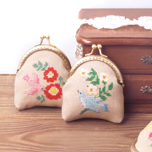 ハンドメイド　刺繍入りガマ口バッグセット Amazon | (ADOSSY) 刺繍バッグキット 刺繍キット 初心者 セット