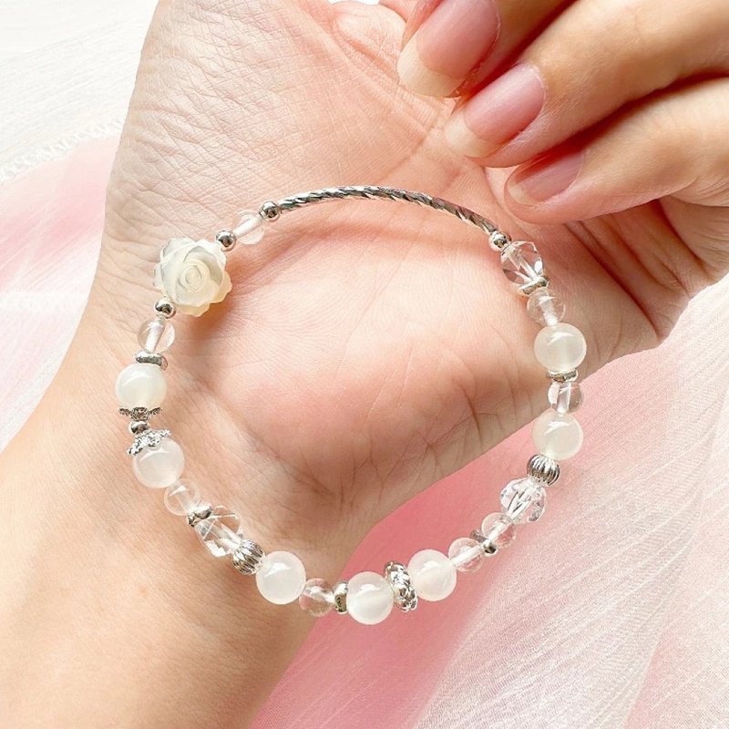 Little Rose in the Moonlight - White Mother of Pearl & Moonstone Bracelet - Life Path Number 9 Energy Bracelet with Clear Quartz - สร้อยข้อมือ - เครื่องประดับพลอย ขาว