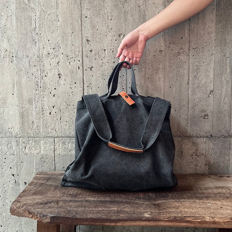 Leather sail double-layer tote bag-cane ash [change the tide and change the bag] - กระเป๋าแมสเซนเจอร์ - ผ้าฝ้าย/ผ้าลินิน สีเทา