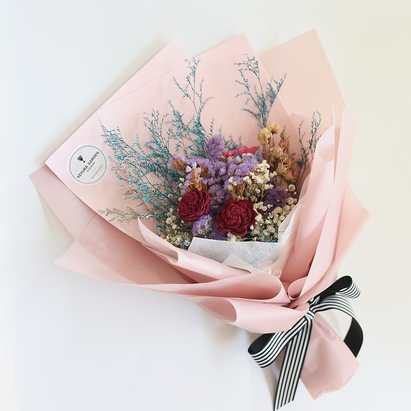 璎珞Manor*G25*Gift bouquet / eternal flower. Dry flower / Graduation season / Valentine's Day / Mother's Day - ช่อดอกไม้แห้ง - พืช/ดอกไม้ 