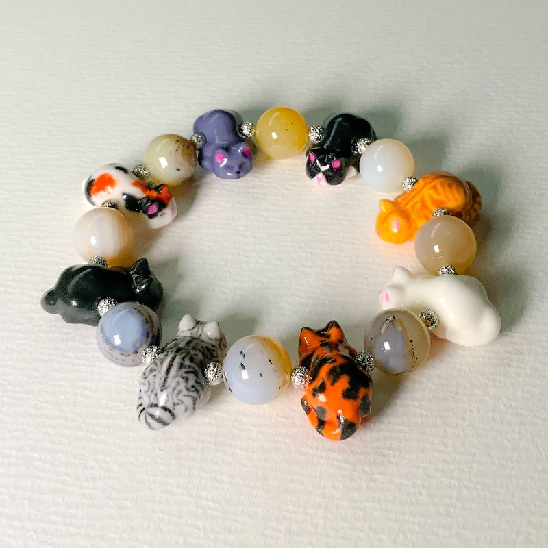 Made-to-order Nyanda-ra clan cat bracelet - Bracelets - Plastic Multicolor