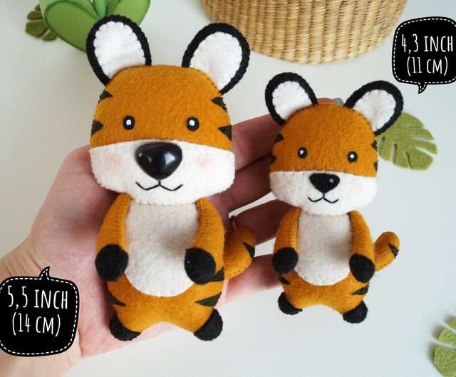 Ten Little Bees on X: Felt animals Safari animals Stuffed animals Felt  decor Jungle animals felt Handmade felt toys Zoo animals    / X