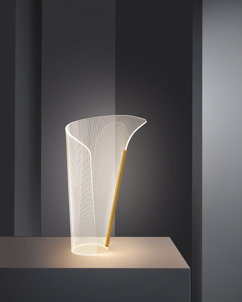 Translucent table lamp - โคมไฟ - อะคริลิค 