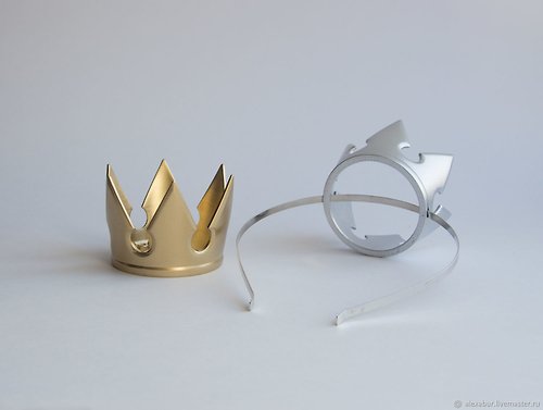 Tasha's craft Kingdom Hearts inspired Sora Mini Crown | 3D printed Replica
