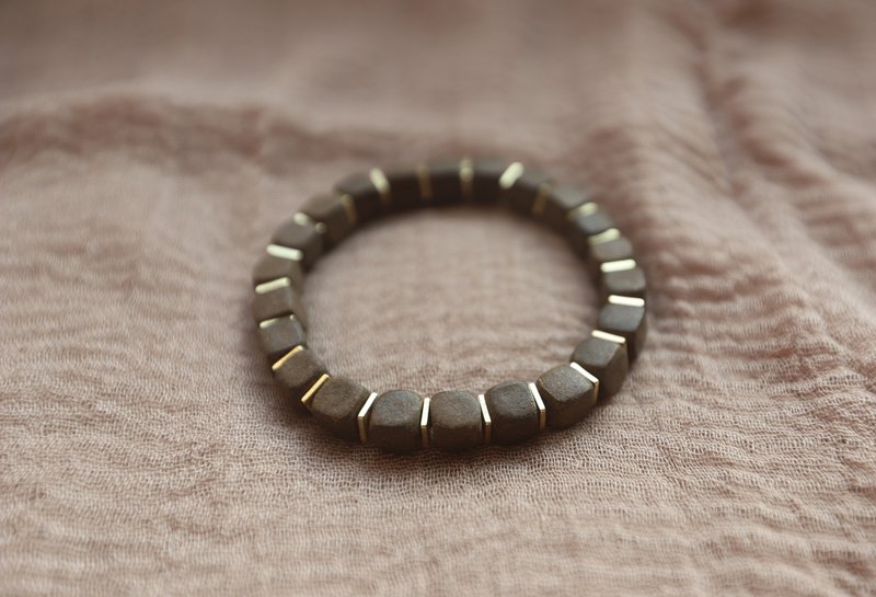 招財合香方型手串 - 手鍊/手鐲 - 植物．花 