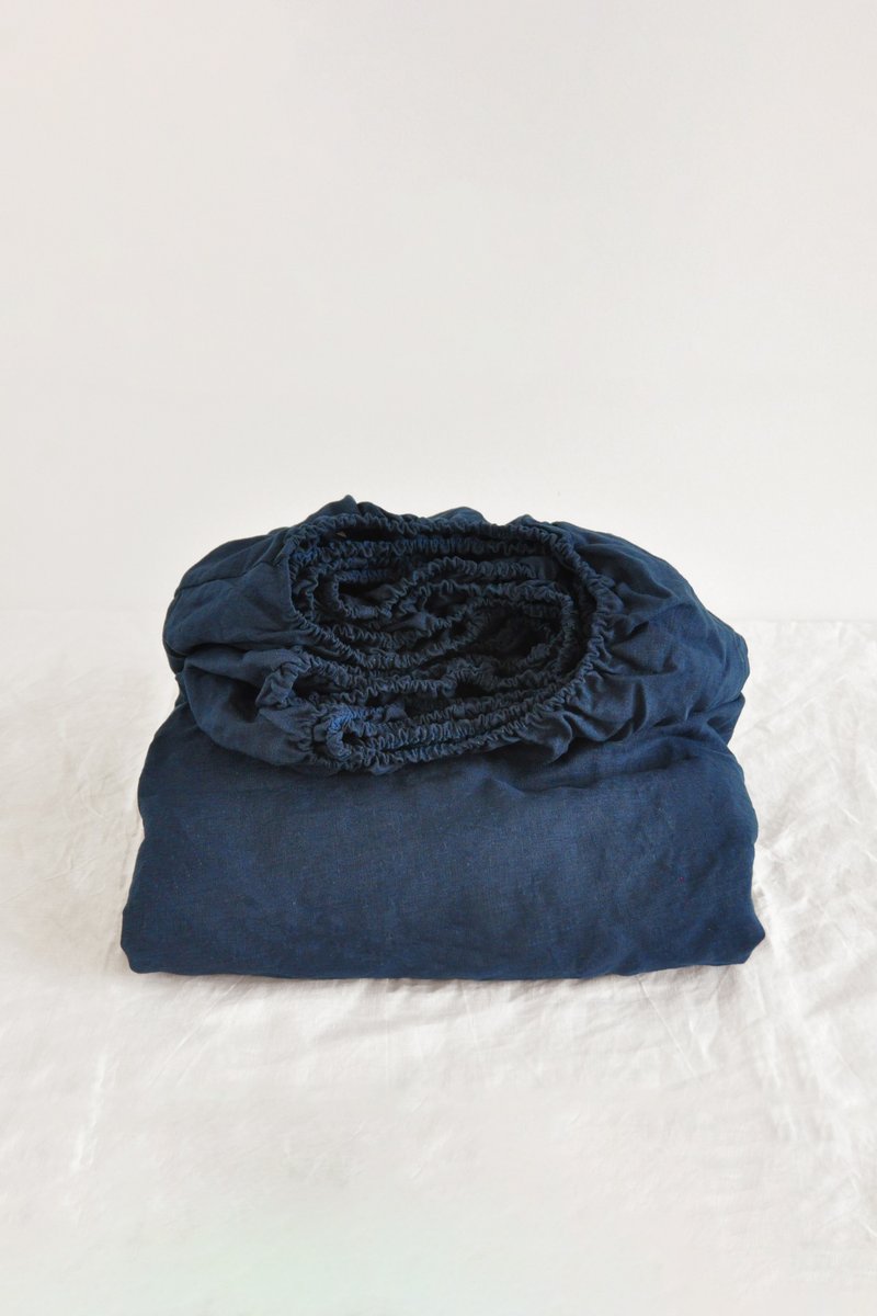 Navy linen fitted sheet / Softened linen bed sheet / Deep pocket - 寢具/床包 - 亞麻 藍色