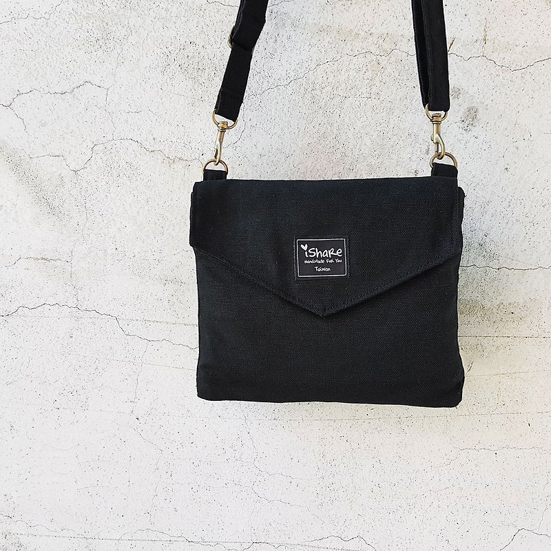Double envelopes oblique backpack - black (multi-mezzanine / carry-on bag / walks) - กระเป๋าคลัทช์ - ผ้าฝ้าย/ผ้าลินิน สีดำ