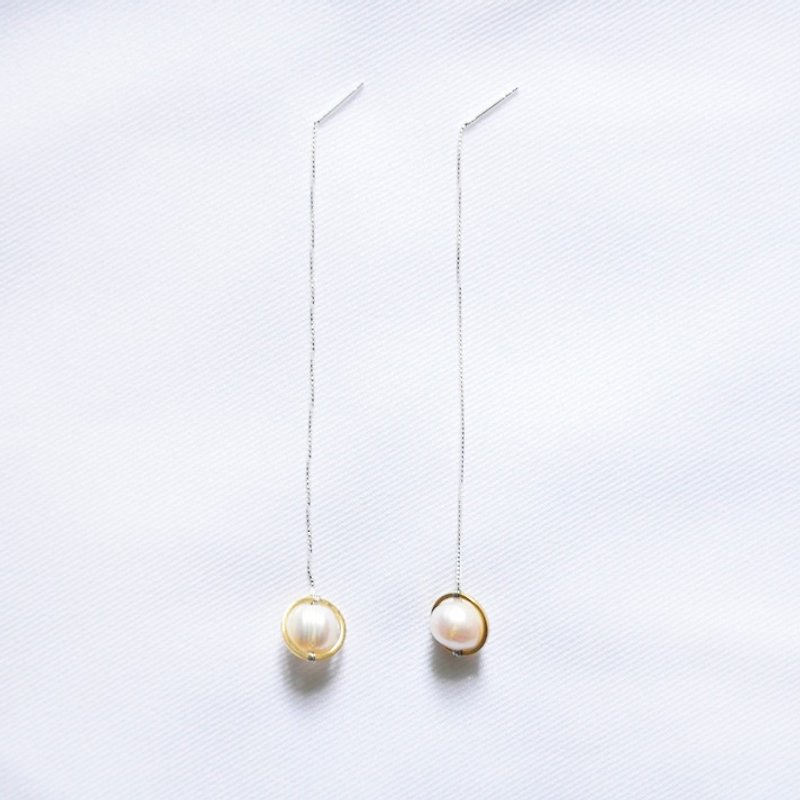 Hannah's Prayer - pearl silver earring - Earrings & Clip-ons - Pearl White