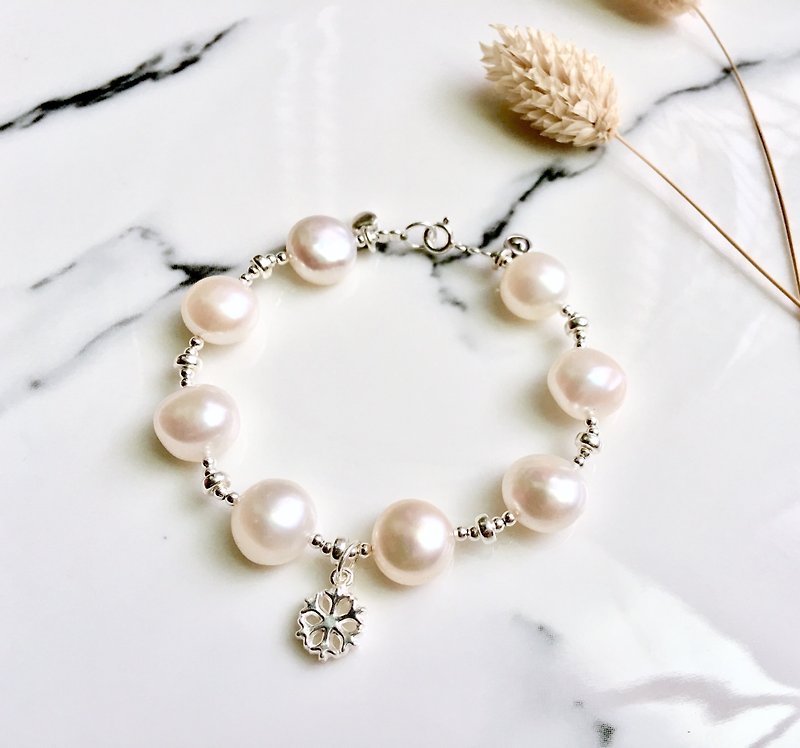 Ops Pearl Silver special winter Handmade  bracelet - Bracelets - Gemstone White