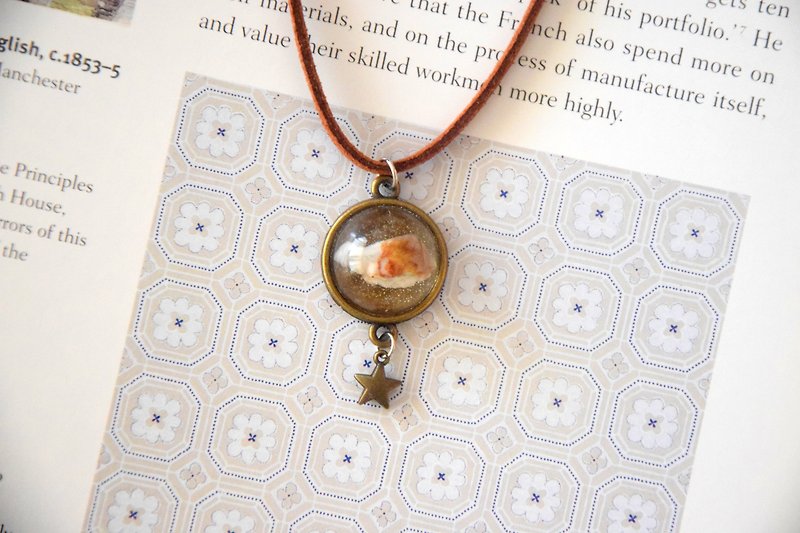 Little Stone Fish Handmade Necklace - สร้อยคอ - หิน 