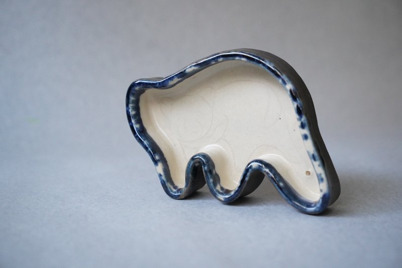 • Mili's Pottery • 086 The Devil's Visit - The Devil's Incense Stick Holder - น้ำหอม - ดินเผา หลากหลายสี