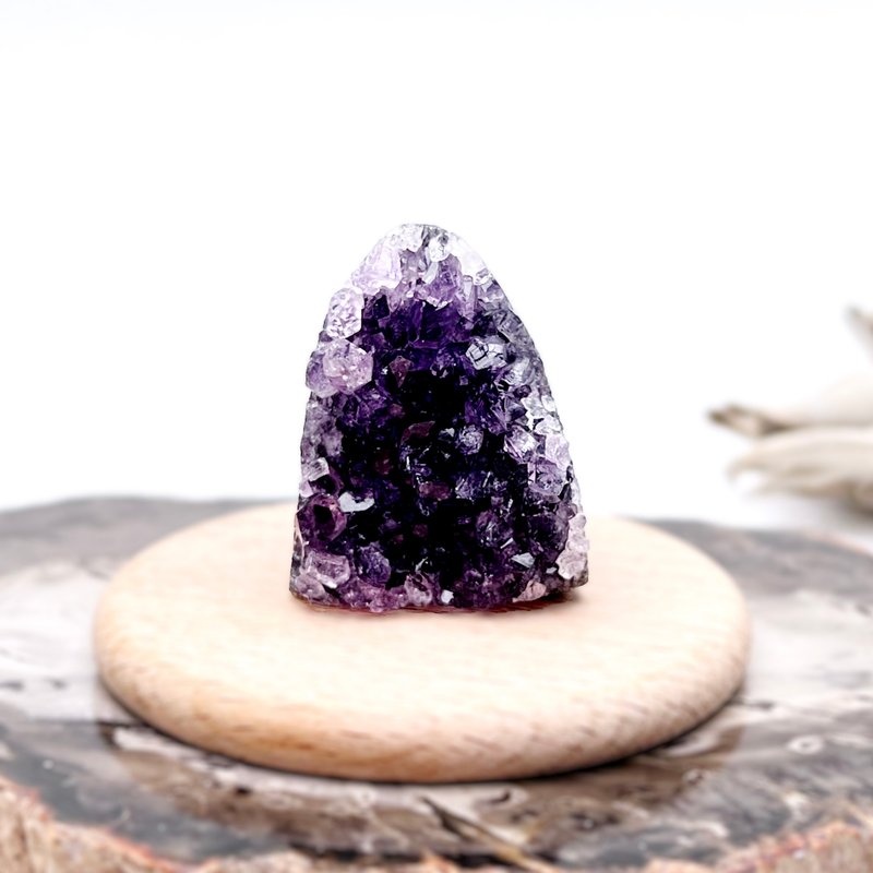紫念。原礦 淨化 財富 貴人 療癒 l 迷你紫晶鎮 紫水晶 l - 擺飾/家飾品 - 水晶 紫色