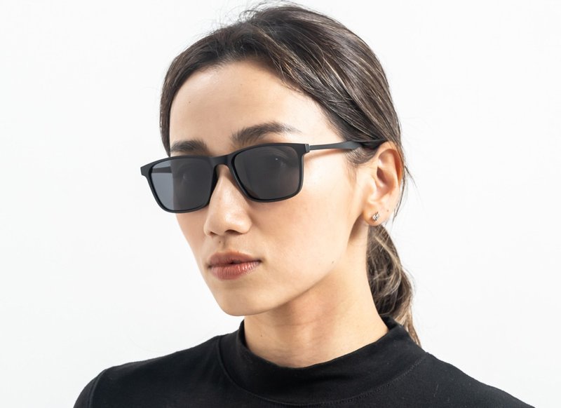 2is FebE 太陽眼鏡 偏光│經典方框│黑 - 太陽眼鏡/墨鏡 - 其他金屬 黑色