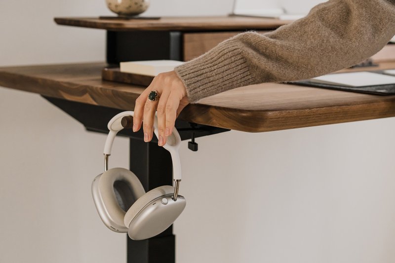 Desk-Mounted Headphone Hook - 衣架/衣帽架/掛勾 - 木頭 咖啡色