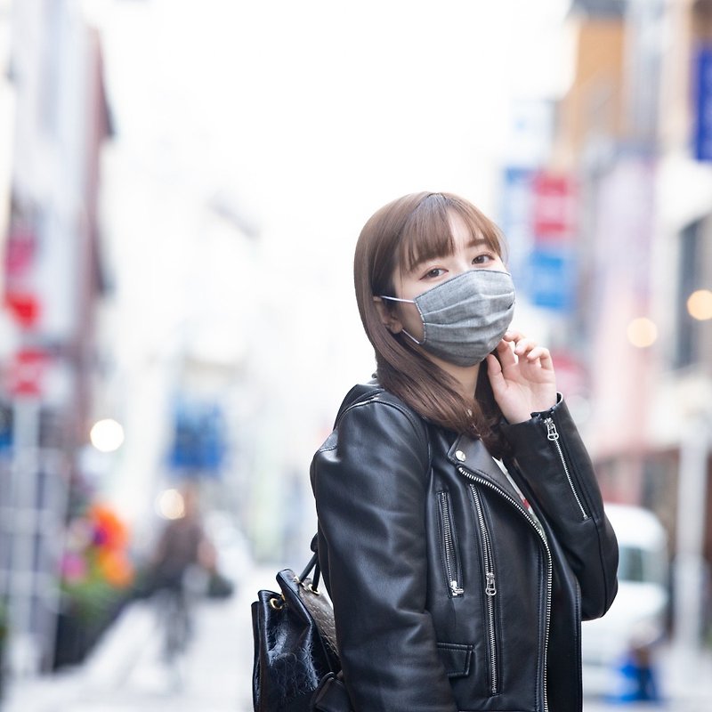 Smooth breathing handmade mask | Plain Black | 日本製可水洗手作立體口罩 黑色 敏感肌 環保 送禮 文青 - マスク - コットン・麻 ブラック