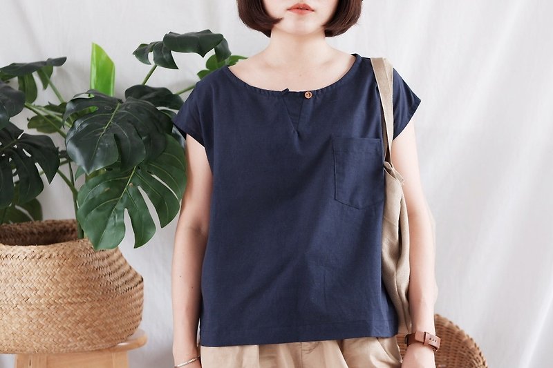 Midori Blouse (Navy Linen) - 女裝 短褲/牛仔短褲 - 棉．麻 藍色