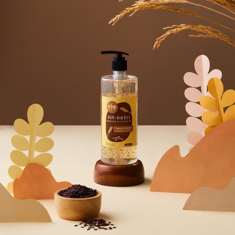 HUG Shower Gel Hom-Nin Rice Scrub with 95% Natural Ingredients 500ml - 沐浴乳/沐浴用品 - 其他材質 多色