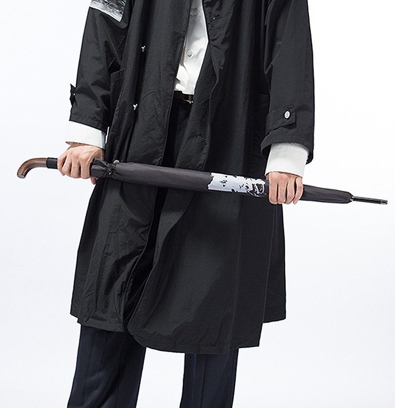 簦泇/super large black umbrella original men's wooden long handle calligraphy samurai Chinese style sunny umbrella - Umbrellas & Rain Gear - Other Materials Black