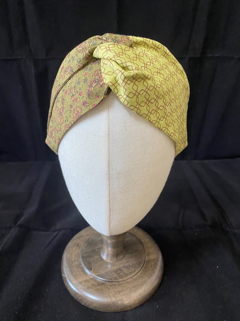 Matcha Tile Tower/Two-Color Twist Headband/Japanese Printed Fabric - Headbands - Cotton & Hemp Brown