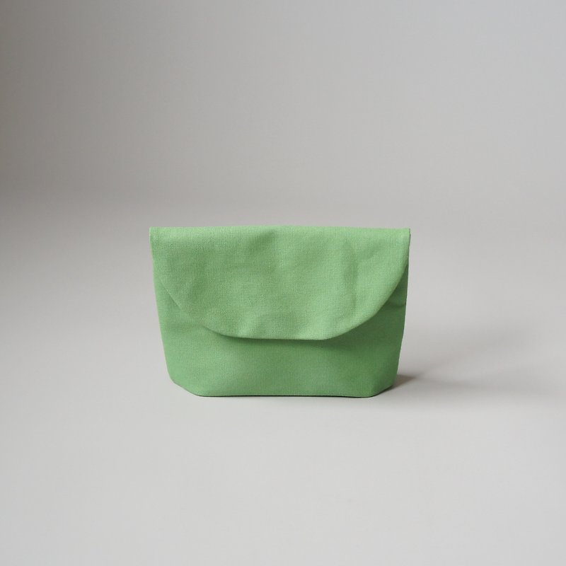 フラップポーチB　グリーン - 化妝袋/收納袋 - 棉．麻 綠色
