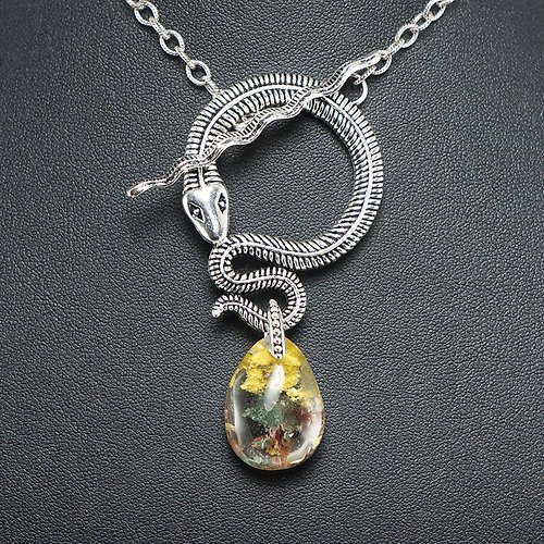 AGATIX Silver Snake Toggle Necklace Yellow Green Mossy Quartz Pendant Necklace Jewelry