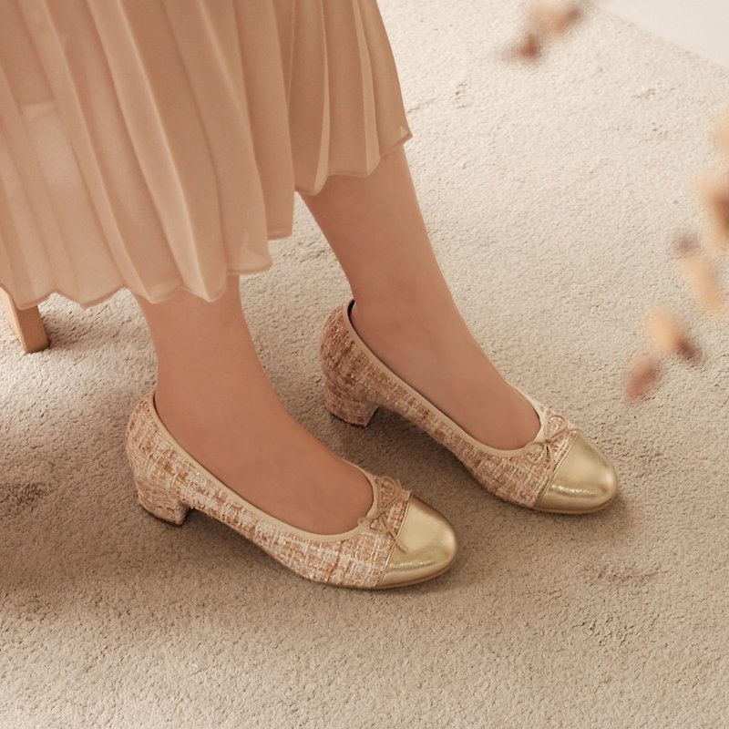 Fluffy air cushion! Like a butterfly ballet mid-heel shoes pink skin leather MIT - Megurokawa Sakura - รองเท้าส้นสูง - หนังแท้ สึชมพู