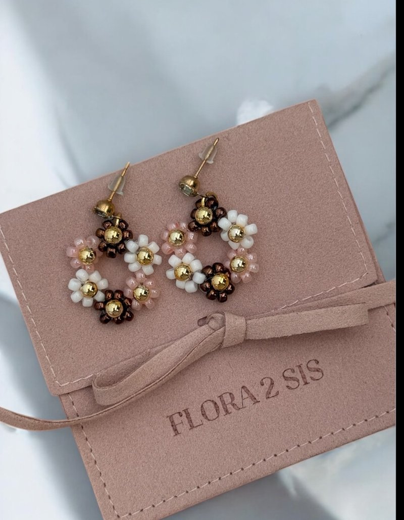 Beaded earrings - 耳環/耳夾/耳骨夾 - 不鏽鋼 金色