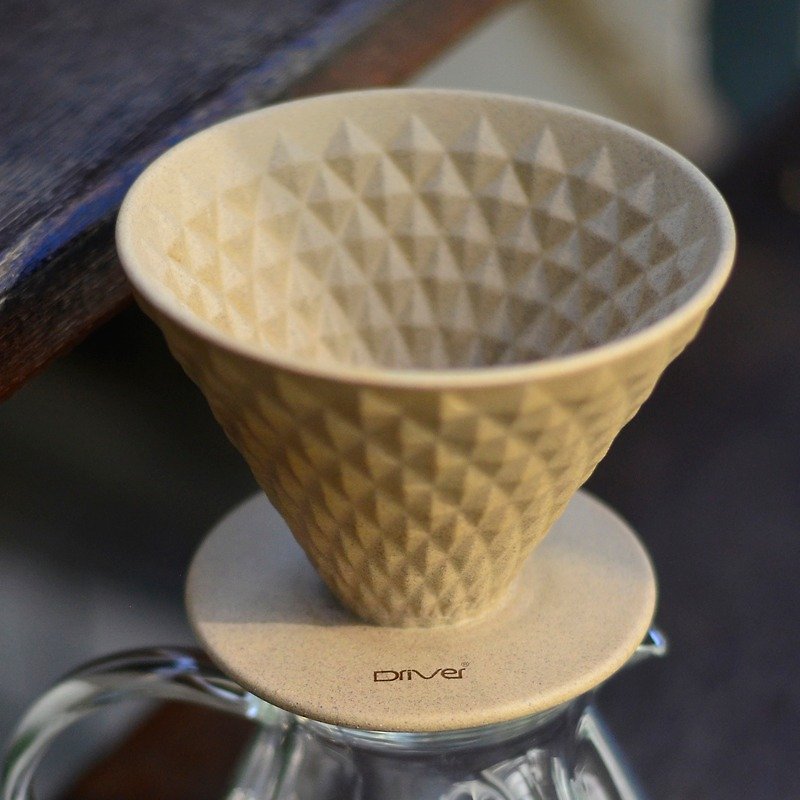 ドライバーセラー製セラミックフィルターカップ2-4カップ（茶色）-ステンレス濾紙付き - コーヒードリッパー - 陶器 カーキ
