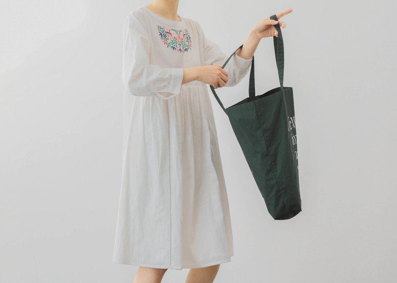 【森林系】法式復古 花朵刺繡/高腰娃娃連衣裙 - 洋裝/連身裙 - 棉．麻 白色